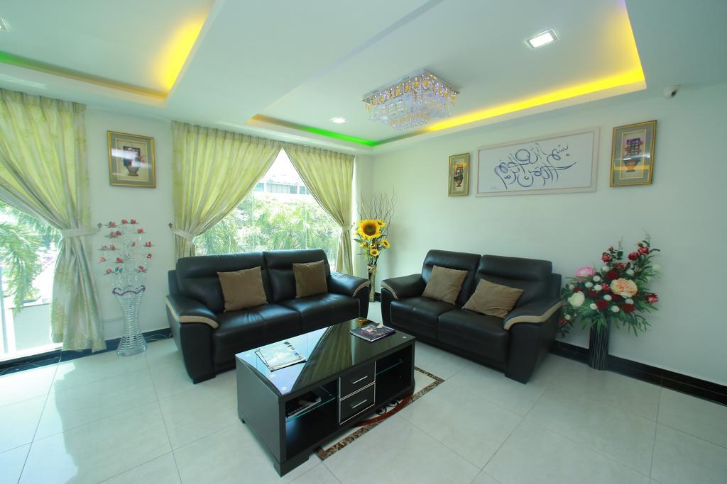Hotel Gulshan Ампанг Экстерьер фото
