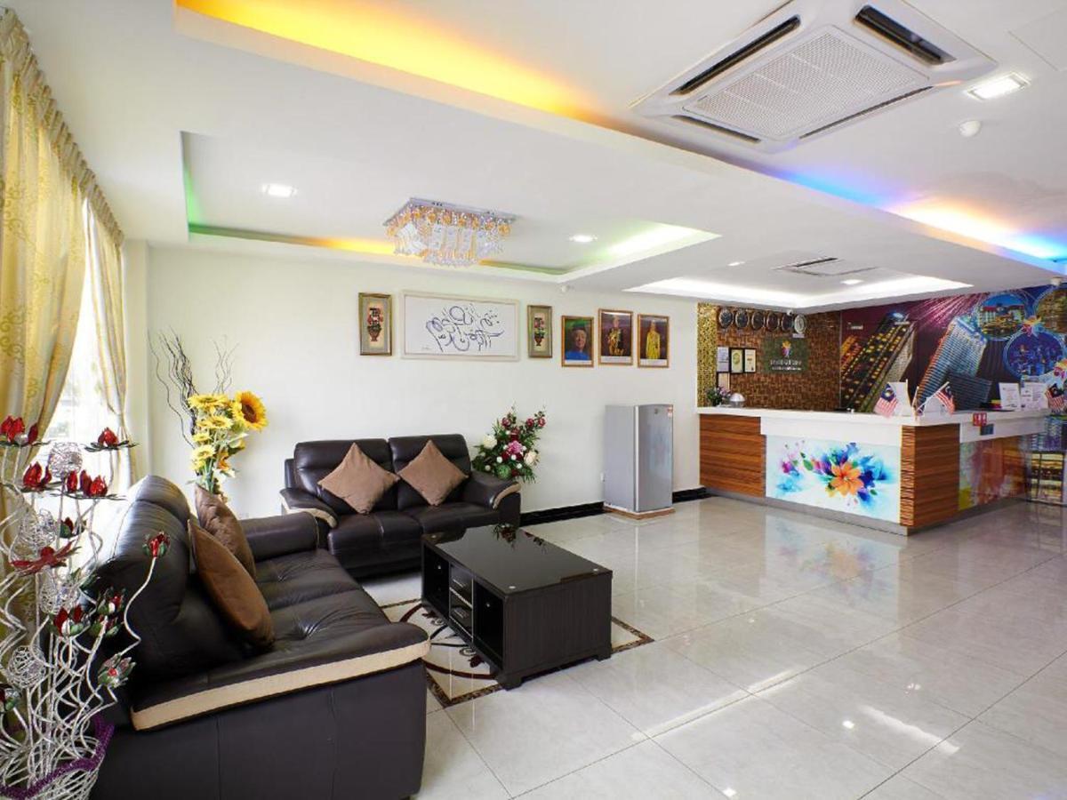 Hotel Gulshan Ампанг Экстерьер фото